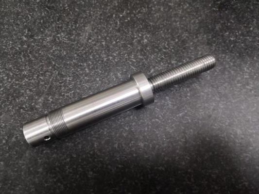 공 나사 벌레 CNC 선반 부속, 의학 부 0.5mm 간격을 기계로 가공하는 다 축선