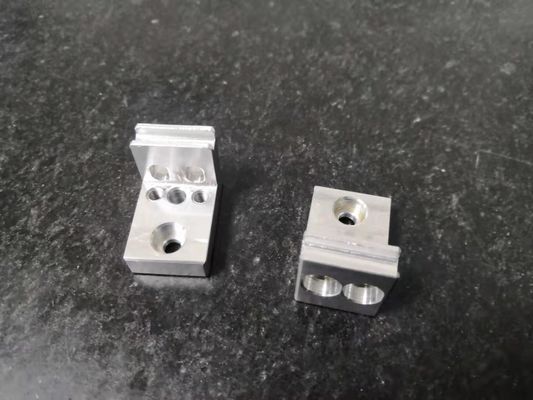 높은 정밀도 CNC 맷돌로 가는 부속 가구 기계설비 기계적인 구조 알루미늄 합금