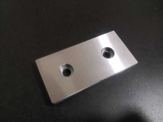 0.01-0.05mm 포용력 KSK-3 Cnc 정밀도 기계로 가공 부속